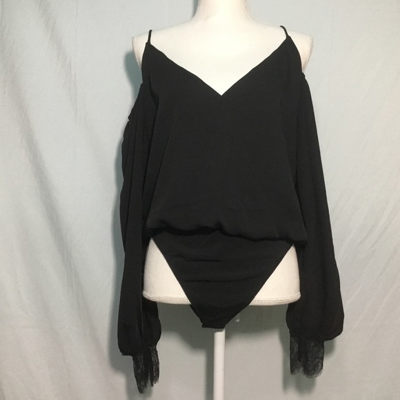 Slay It Cold Shoulder Bodysuit - Picture 7 of 8